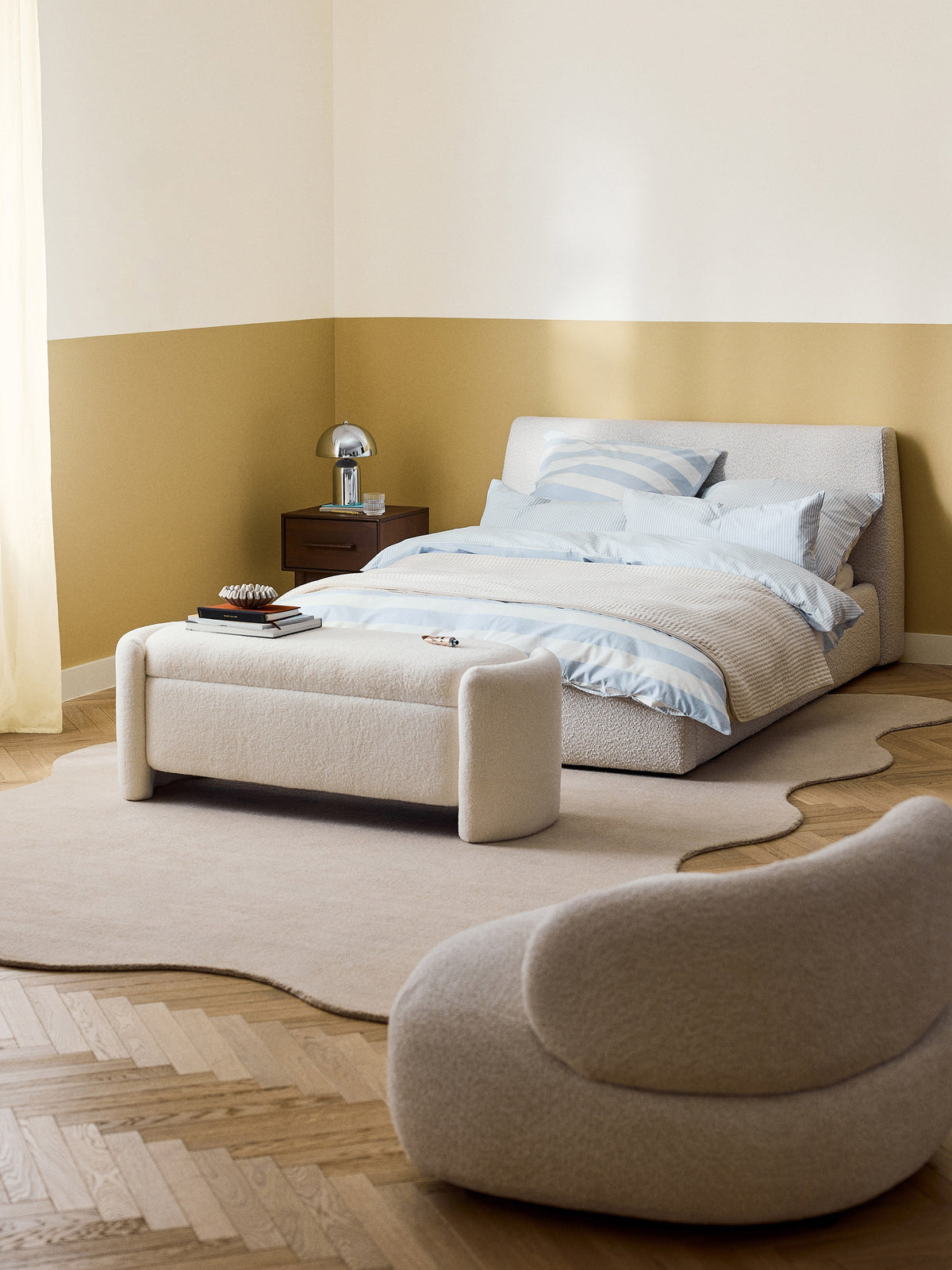Clonwyth Bouclé Upholstered Bed
