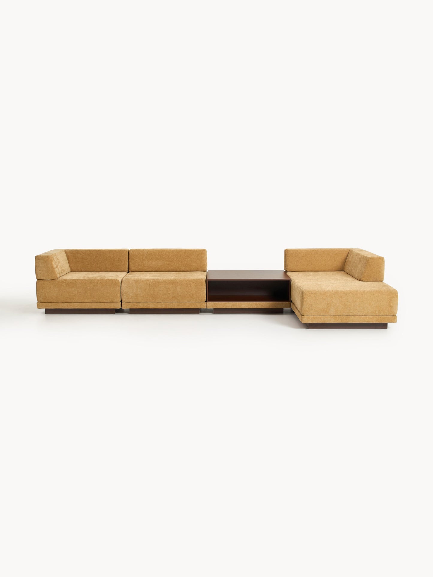 Colmairis Modular Corner Sofa (4-Seater) with Coffee Table