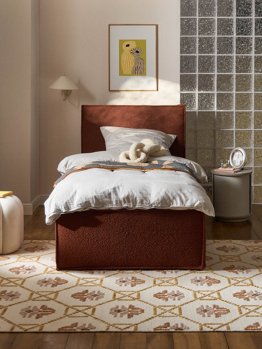 Drenmair Single Bed in Bouclé