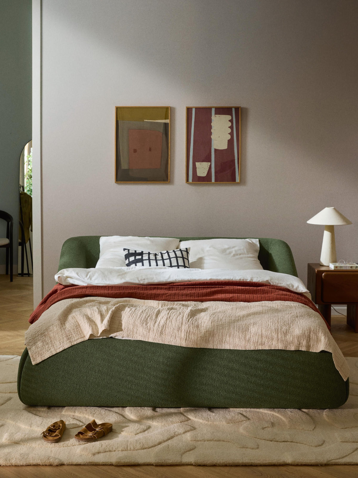 Fionwara Bouclé Upholstered Bed