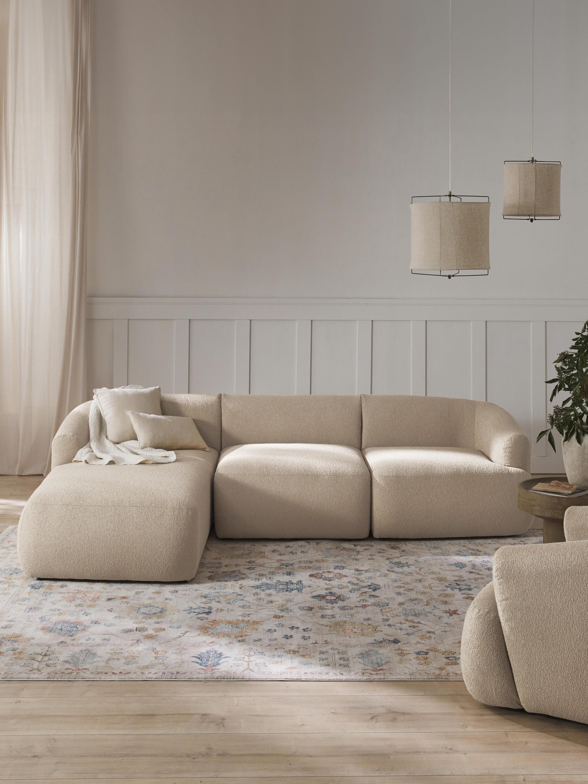 Fionwara Modular Corner Sofa (3-Seater) in Bouclé