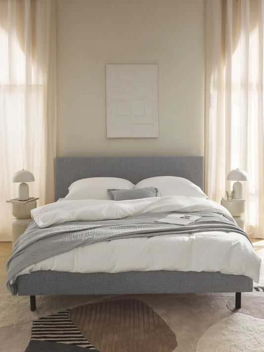 Giulverne Upholstered Bed with Wooden Feet