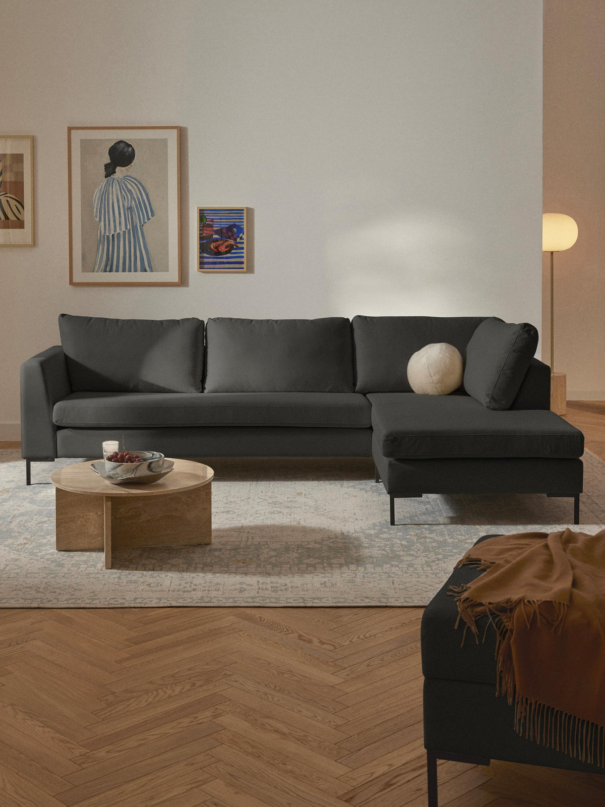 Lunmeryn Corner Sofa