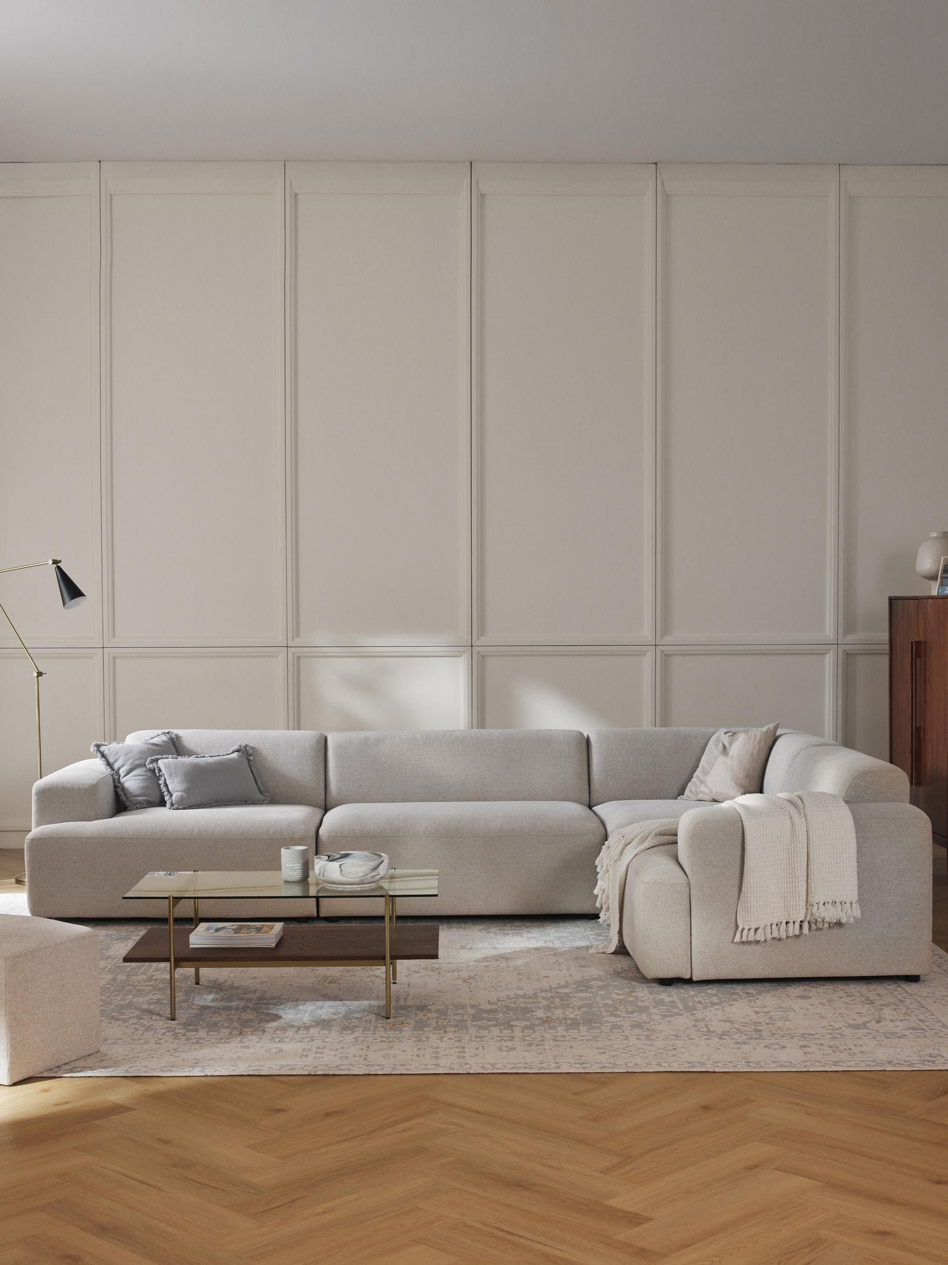 Melvorra Large Corner Sofa (4-Seater)