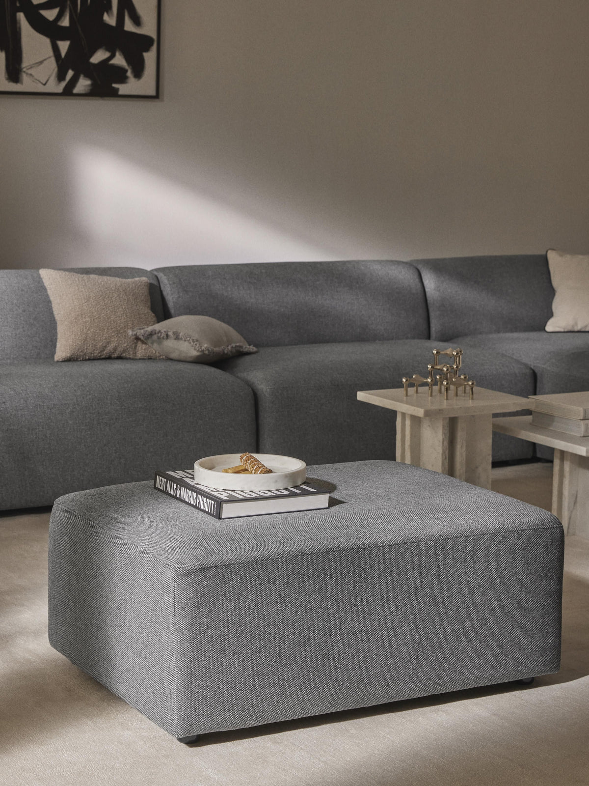 Melvorra Stool, W 99 x D 72 cm