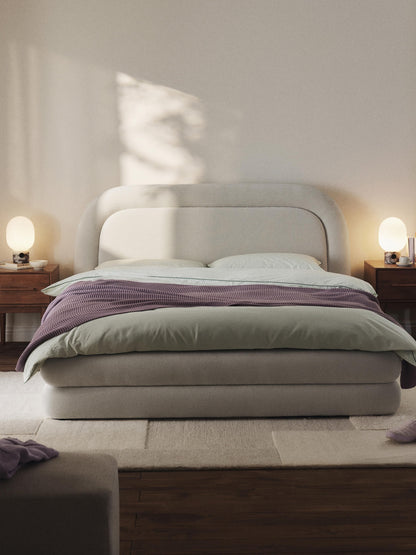Solvantis Upholstered Bed