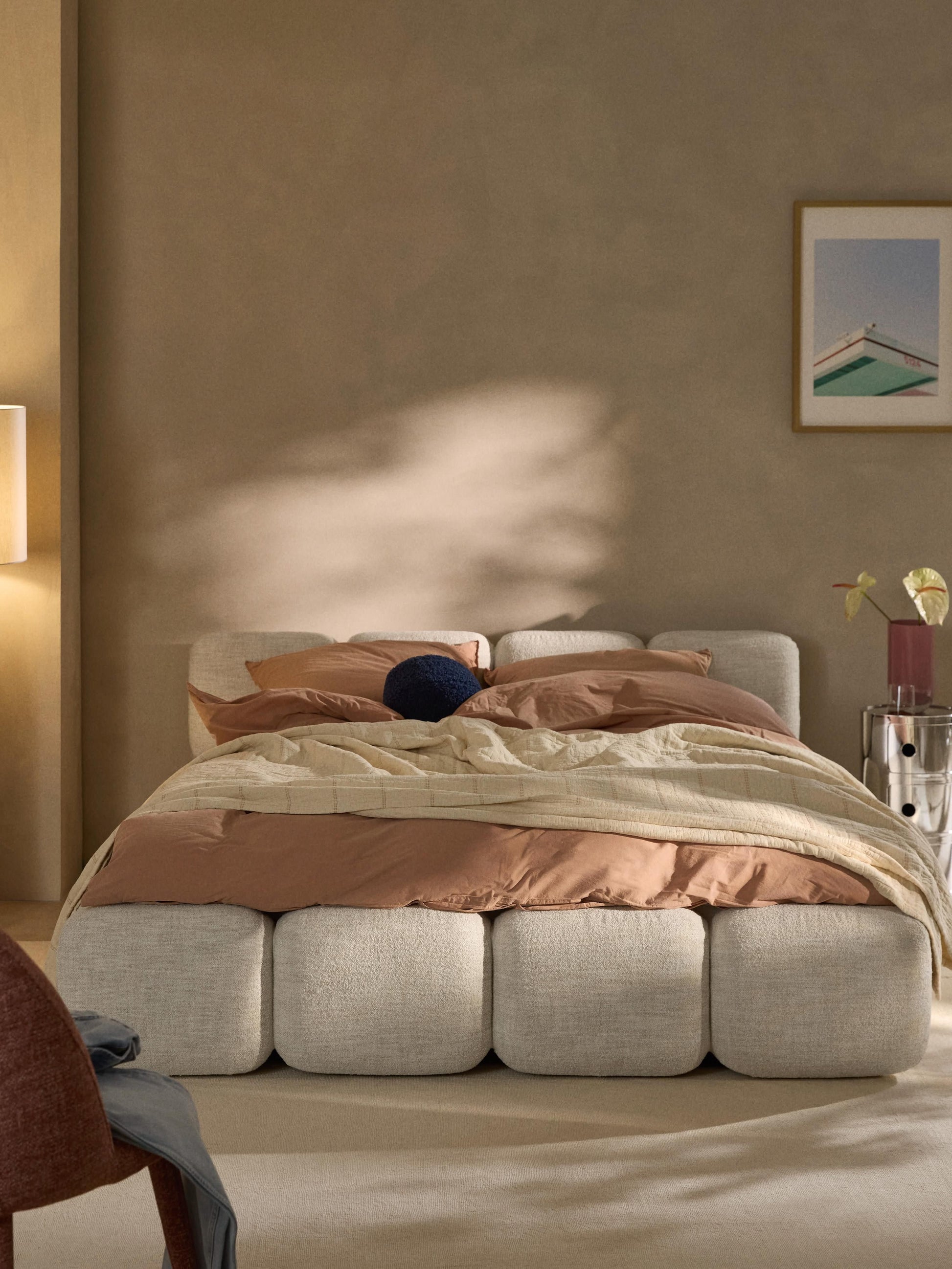 Taylunn Bouclé Upholstered Bed