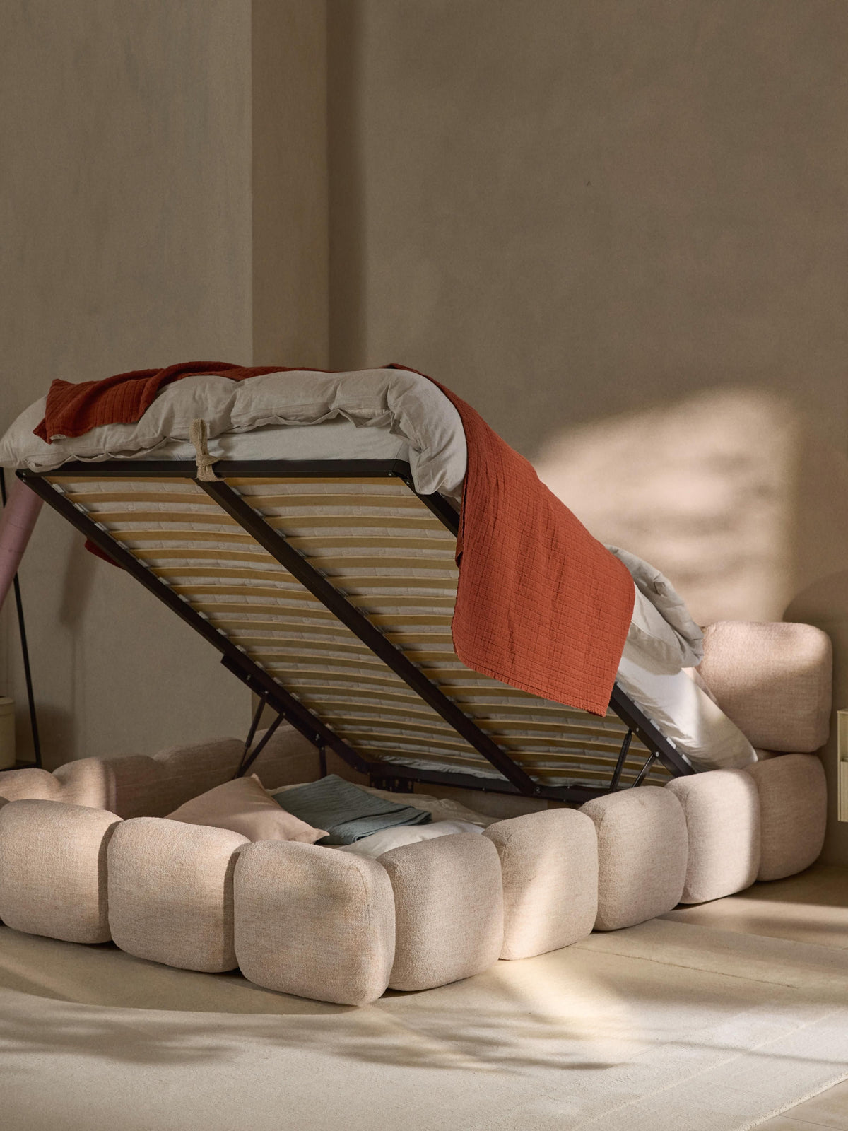 Taylunn Upholstered Bed in Bouclé with Storage