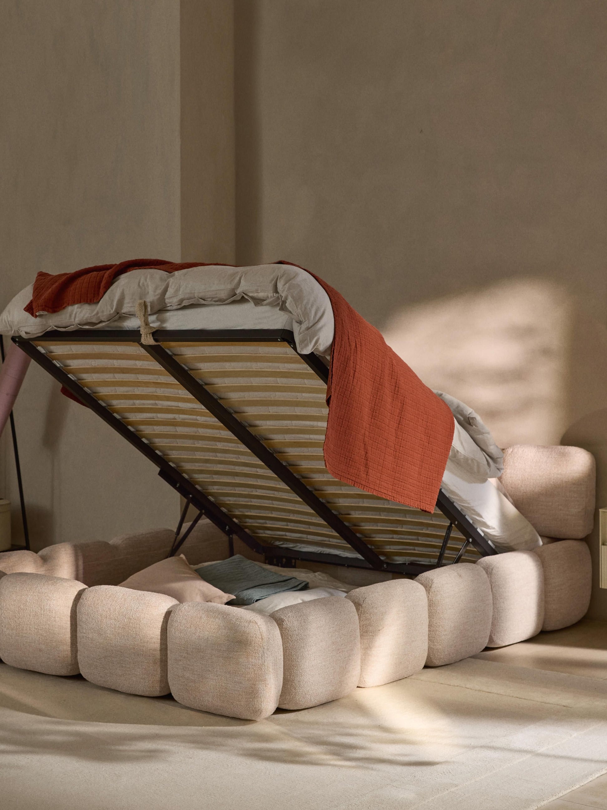 Taylunn Upholstered Bed in Bouclé with Storage