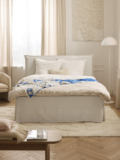 Violgarde Box Spring Bed