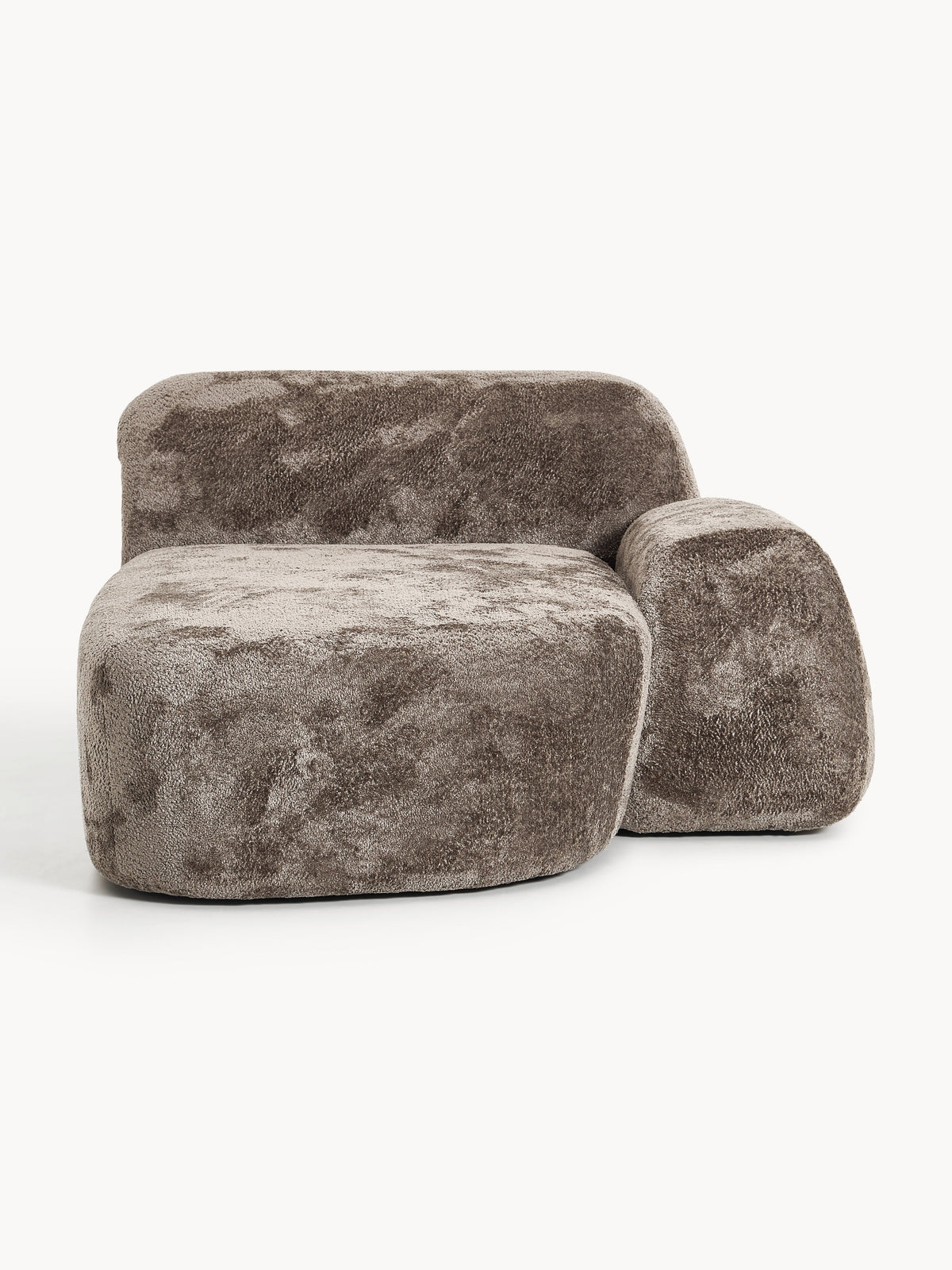 Wolmairen Chaise in Teddy Bouclé