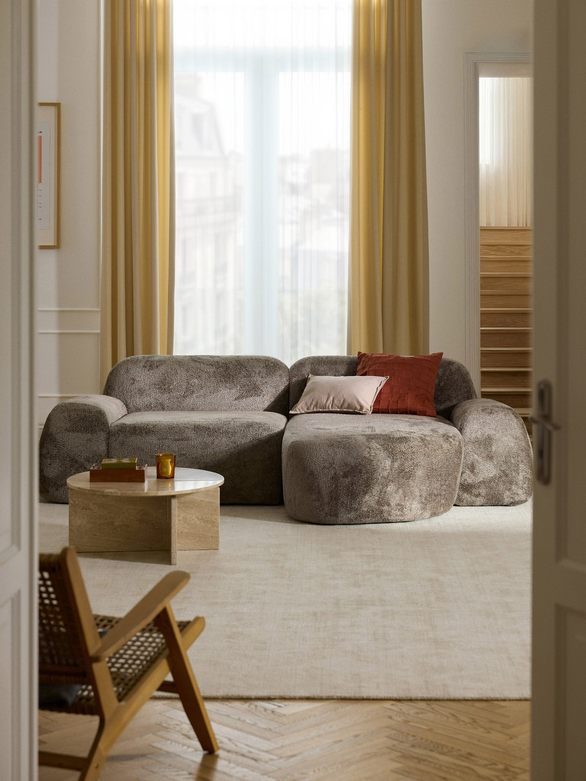 Wolmairen Chaise in Teddy Bouclé