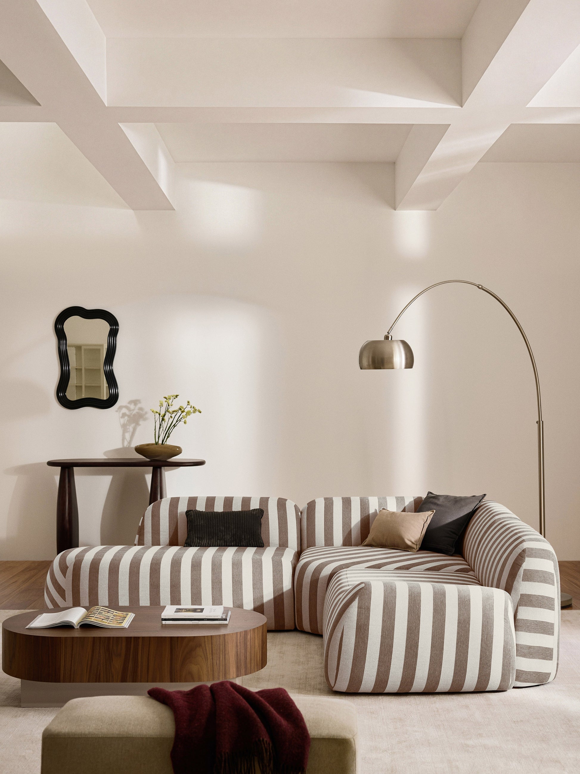 Wolmairen Modular Striped Corner Sofa (4-Seater) with Chaise Longue